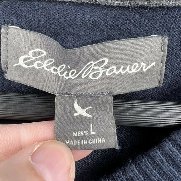 Eddie Bauer Mens Navy V Neck Pullover Sweater Size Large - Picture 3 of 4